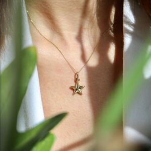 Star 14k solid gold pendant